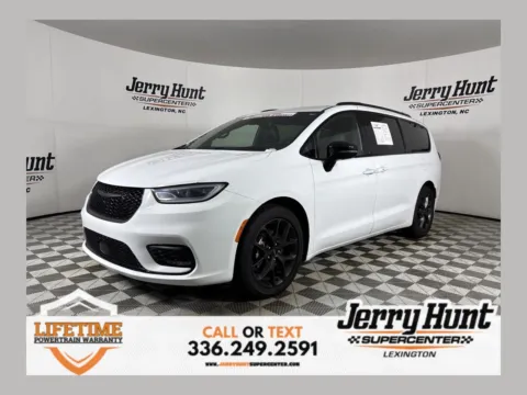 White 2025 Chrysler Pacifica Limited for sale in Lexington, NC