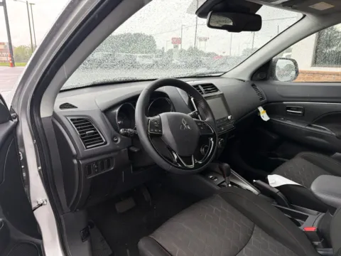 More photos of 2025 Mitsubishi Outlander Sport 2.0 LE at Jerry Hunt Supercenter - Lexington, NC
