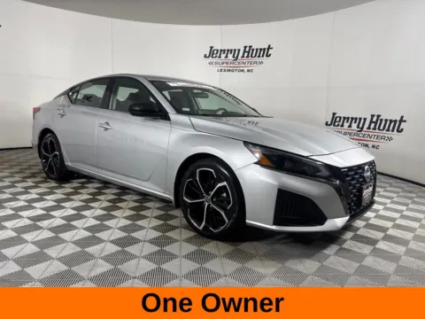 More photos of 2024 Nissan Altima 2.5 SR at Jerry Hunt Supercenter - Lexington, NC