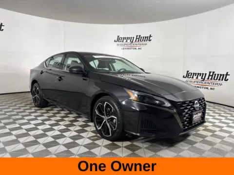 More photos of 2024 Nissan Altima 2.5 SR at Jerry Hunt Supercenter - Lexington, NC
