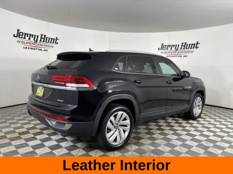 More photos of 2021 Volkswagen Atlas Cross Sport 2.0T SE w/Technology at Jerry Hunt Supercenter - Lexington, NC