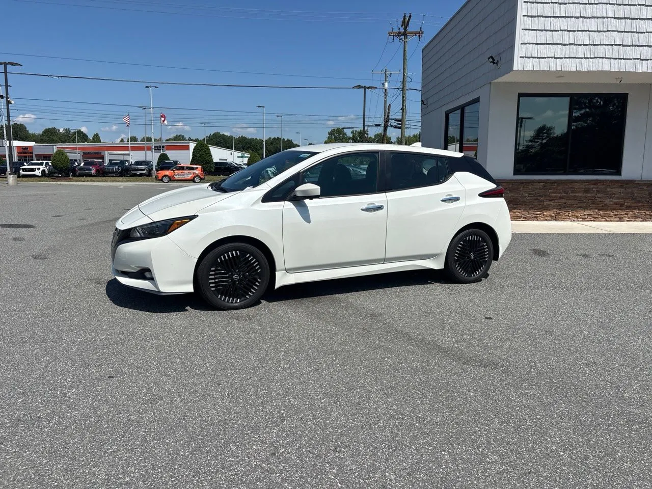 White 2023 Nissan Leaf SV Plus for sale in Lexington, NC