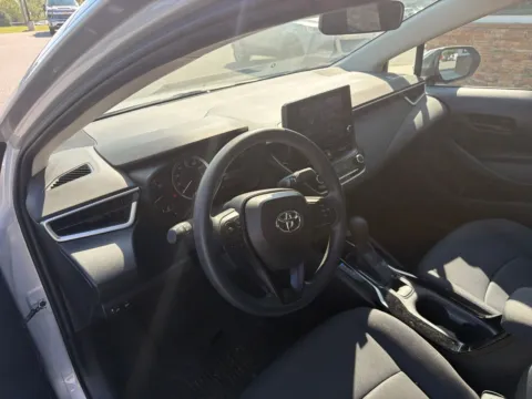 More photos of 2022 Toyota Corolla LE at Jerry Hunt Supercenter - Lexington, NC