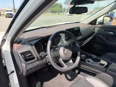 More photos of 2023 Nissan Rogue SL at Jerry Hunt Supercenter - Lexington, NC