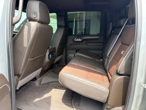 More photos of 2024 GMC Sierra 2500HD Denali at Jerry Hunt Supercenter - Lexington, NC