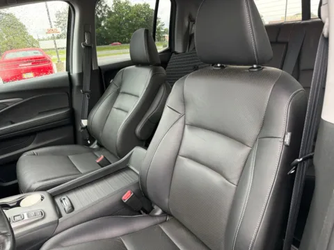 Another view of 2023 Honda Ridgeline RTL-E for sale in Lexington, NC at Jerry Hunt Supercenter - Lexington