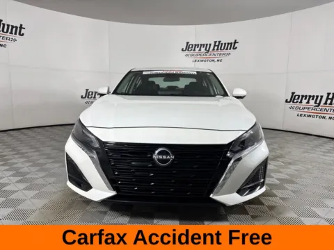 More photos of 2024 Nissan Altima 2.5 SL at Jerry Hunt Supercenter - Lexington, NC