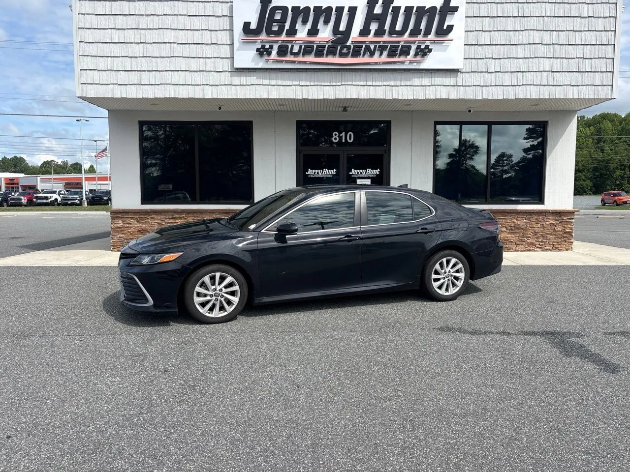 Black 2022 Toyota Camry LE for sale in Lexington, NC