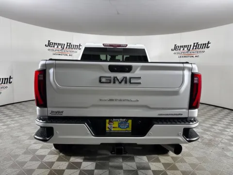 More photos of 2024 GMC Sierra 2500HD Denali Ultimate at Jerry Hunt Supercenter - Lexington, NC