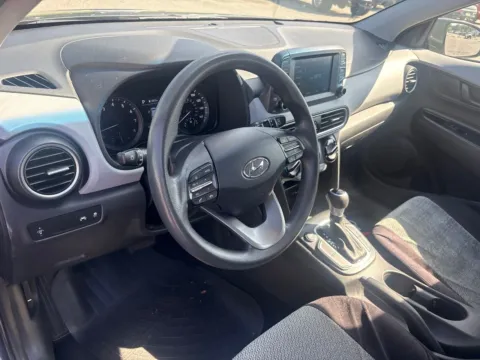 More photos of 2021 Hyundai Kona SE at Jerry Hunt Supercenter - Lexington, NC