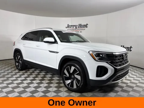 More photos of 2025 Volkswagen Atlas Cross Sport 2.0T SE w/Technology at Jerry Hunt Supercenter - Lexington, NC