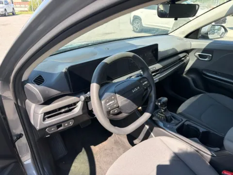 More photos of 2025 Kia K4 LXS at Jerry Hunt Supercenter - Lexington, NC