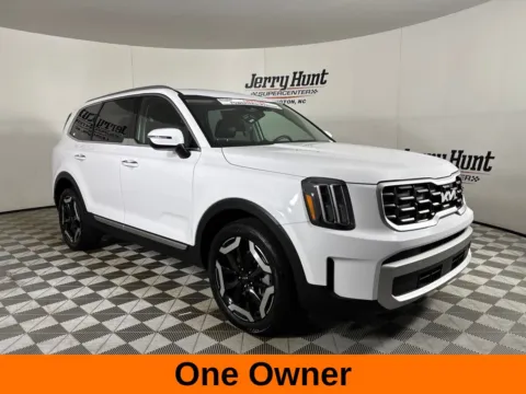 More photos of 2025 Kia Telluride S at Jerry Hunt Supercenter - Lexington, NC