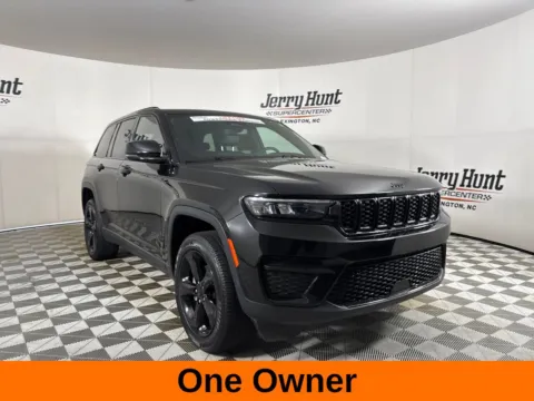 More photos of 2023 Jeep Grand Cherokee Altitude X at Jerry Hunt Supercenter - Lexington, NC