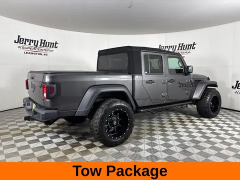 More photos of 2020 Jeep Gladiator Sport at Jerry Hunt Supercenter - Lexington, NC