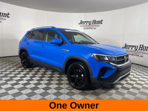 More photos of 2023 Volkswagen Taos 1.5T SE at Jerry Hunt Supercenter - Lexington, NC