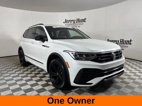 More photos of 2024 Volkswagen Tiguan 2.0T SE R-Line Black at Jerry Hunt Supercenter - Lexington, NC