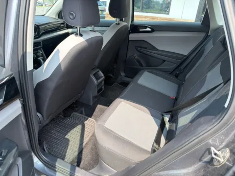 More photos of 2024 Volkswagen Taos 1.5T S at Jerry Hunt Supercenter - Lexington, NC