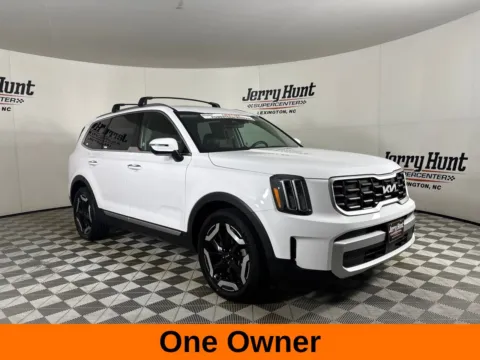 More photos of 2025 Kia Telluride S at Jerry Hunt Supercenter - Lexington, NC