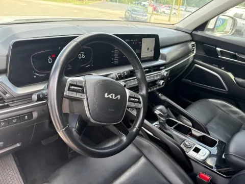 More photos of 2025 Kia Telluride S at Jerry Hunt Supercenter - Lexington, NC