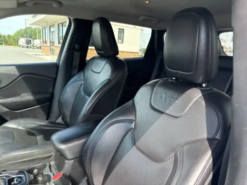 Another view of 2019 Jeep Cherokee Limited for sale in Lexington, NC at Jerry Hunt Supercenter - Lexington