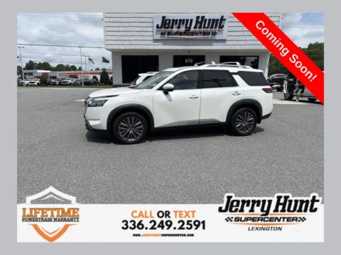 White 2023 Nissan Pathfinder SL for sale in Lexington, NC