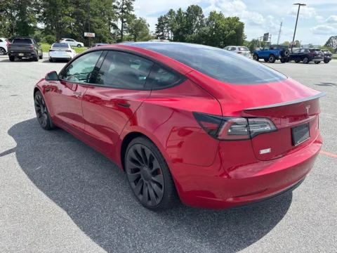 More photos of 2022 Tesla Model 3 Performance at Jerry Hunt Supercenter - Lexington, NC