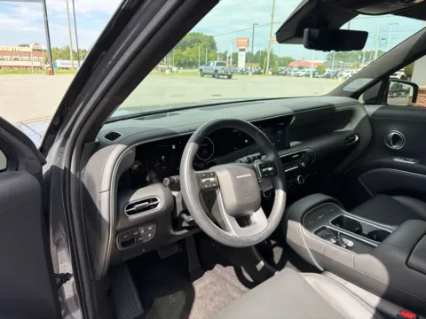 More photos of 2026 Hyundai Palisade Calligraphy at Jerry Hunt Supercenter - Lexington, NC