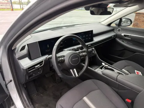 More photos of 2026 Hyundai Sonata SEL Sport at Jerry Hunt Supercenter - Lexington, NC