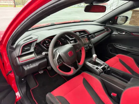 More photos of 2021 Honda Civic Type R Touring at Jerry Hunt Supercenter - Lexington, NC