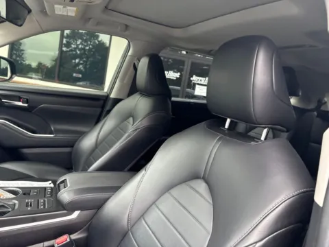 Another view of 2021 Toyota Highlander XLE for sale in Lexington, NC at Jerry Hunt Supercenter - Lexington