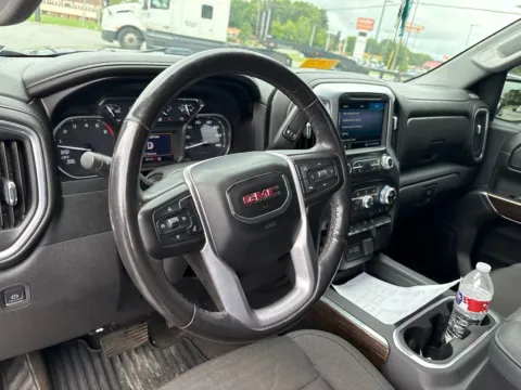 More photos of 2021 GMC Sierra 1500 Elevation at Jerry Hunt Supercenter - Lexington, NC