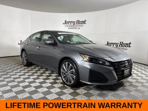 More photos of 2023 Nissan Altima 2.5 SL at Jerry Hunt Supercenter - Lexington, NC