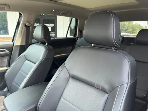 Another view of 2023 Volkswagen Atlas 3.6L V6 SE w/Technology for sale in Lexington, NC at Jerry Hunt Supercenter - Lexington