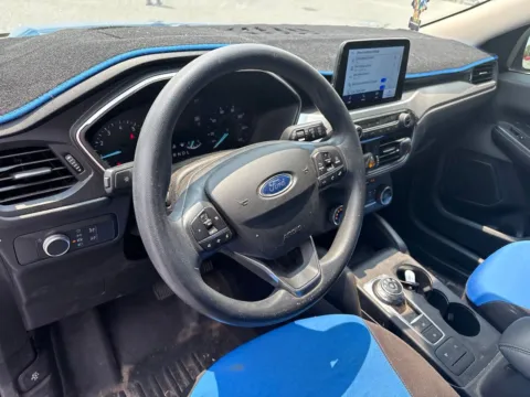 More photos of 2020 Ford Escape SE at Jerry Hunt Supercenter - Lexington, NC