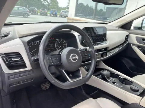 More photos of 2023 Nissan Rogue SL at Jerry Hunt Supercenter - Lexington, NC