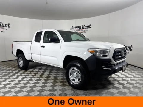 More photos of 2022 Toyota Tacoma SR at Jerry Hunt Supercenter - Lexington, NC