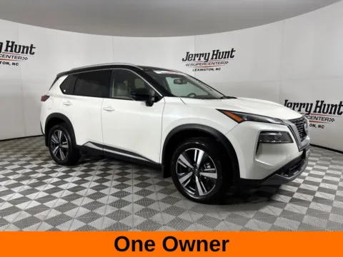 More photos of 2023 Nissan Rogue SL at Jerry Hunt Supercenter - Lexington, NC