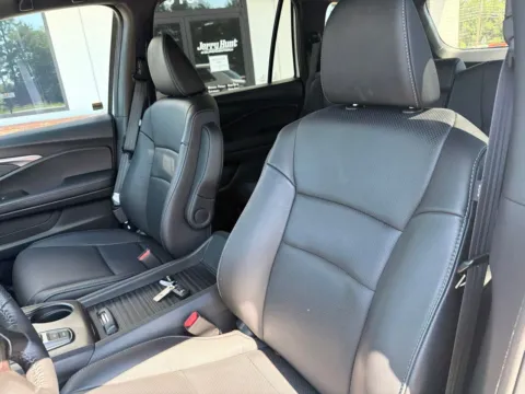 Another view of 2023 Honda Passport EX-L for sale in Lexington, NC at Jerry Hunt Supercenter - Lexington