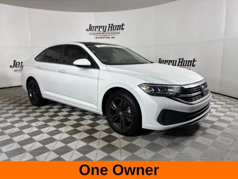 More photos of 2024 Volkswagen Jetta 1.5T SE at Jerry Hunt Supercenter - Lexington, NC