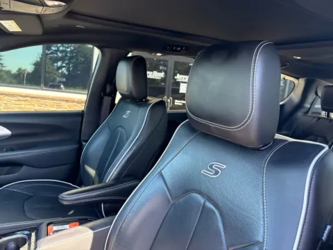 Another view of 2023 Chrysler Pacifica Limited for sale in Lexington, NC at Jerry Hunt Supercenter - Lexington