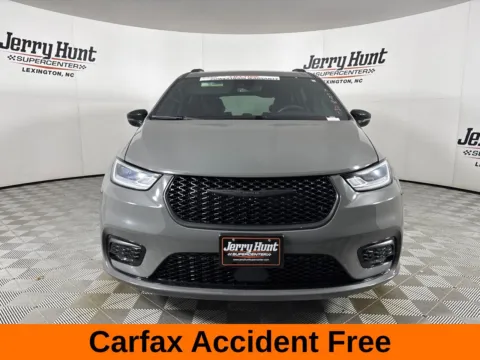 Another view of 2023 Chrysler Pacifica Limited for sale in Lexington, NC at Jerry Hunt Supercenter - Lexington