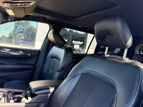 Another view of 2023 Jeep Grand Cherokee L Altitude for sale in Lexington, NC at Jerry Hunt Supercenter - Lexington
