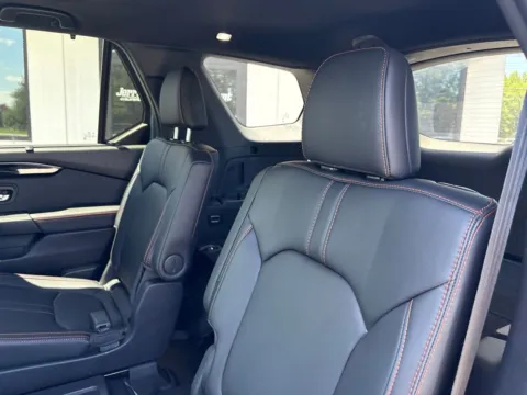 More photos of 2025 Honda Pilot TrailSport at Jerry Hunt Supercenter - Lexington, NC
