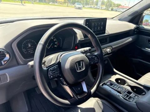 More photos of 2025 Honda Pilot TrailSport at Jerry Hunt Supercenter - Lexington, NC