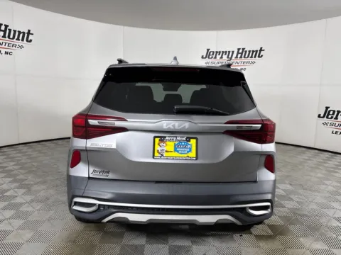 More photos of 2022 Kia Seltos S at Jerry Hunt Supercenter - Lexington, NC