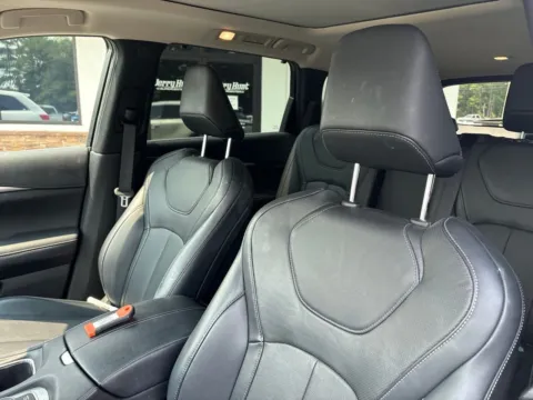 Another view of 2023 INFINITI QX60 LUXE for sale in Lexington, NC at Jerry Hunt Supercenter - Lexington