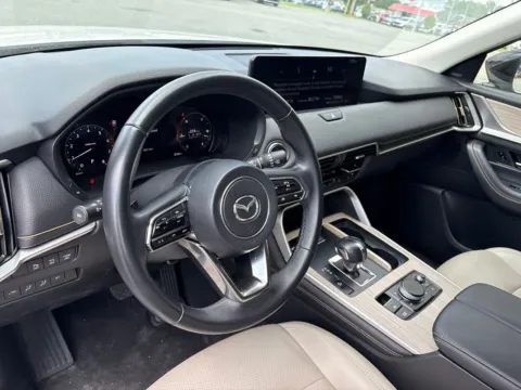 More photos of 2025 Mazda CX-90 3.3 Turbo Premium at Jerry Hunt Supercenter - Lexington, NC