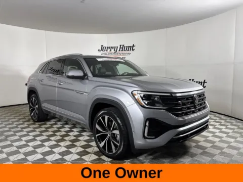 More photos of 2024 Volkswagen Atlas Cross Sport 2.0T SEL Premium R-Line at Jerry Hunt Supercenter - Lexington, NC