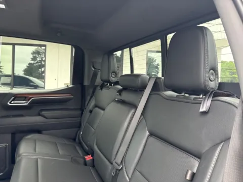 More photos of 2023 GMC Sierra 1500 Denali at Jerry Hunt Supercenter - Lexington, NC